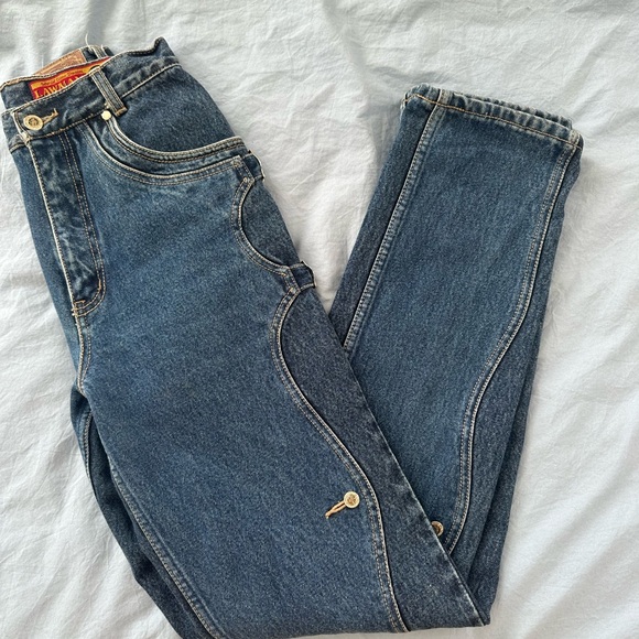 Women’s Lawmen Western Jeans - Picture 4 of 5